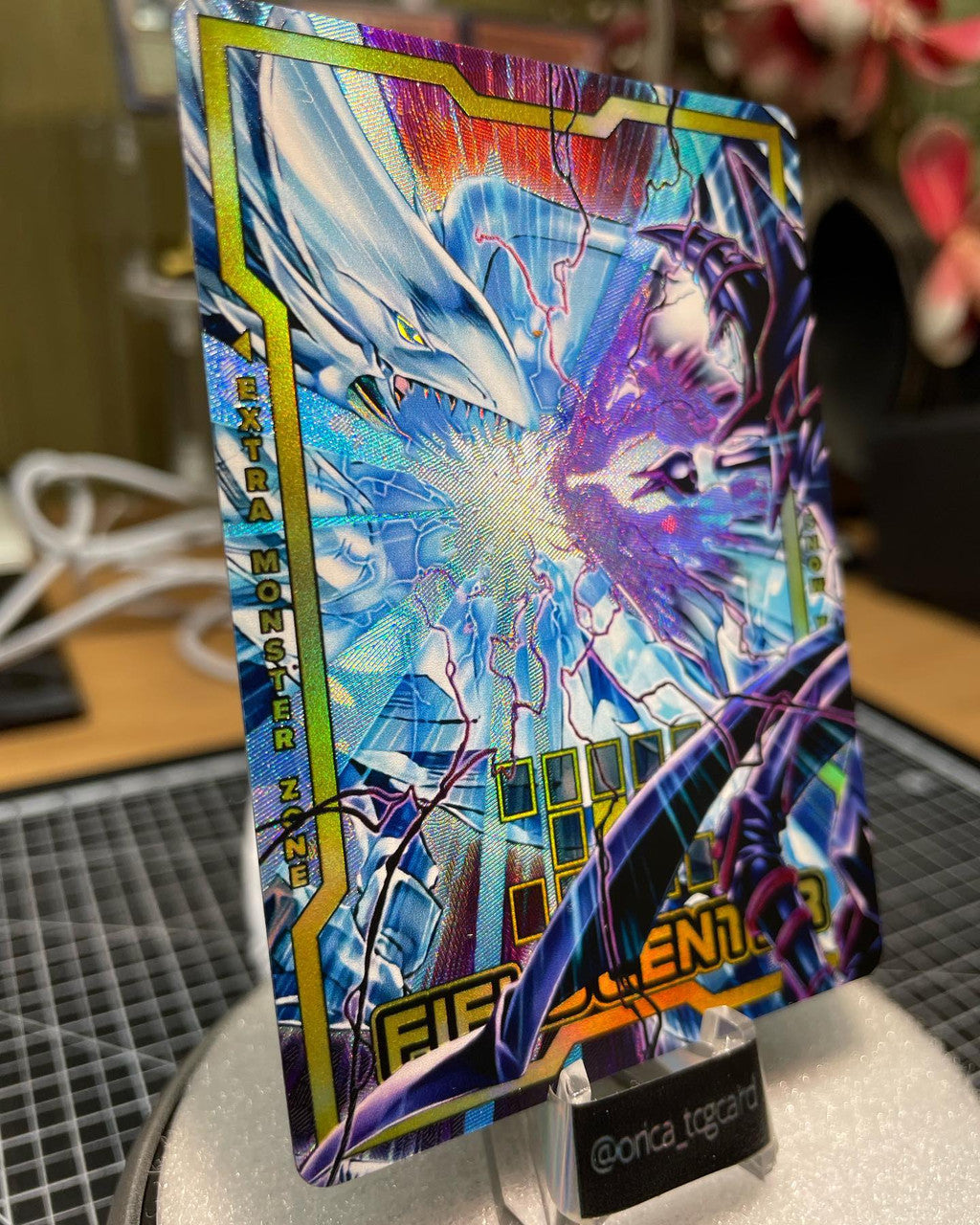 Blue-Eyes White Dragon vs Dark Magician