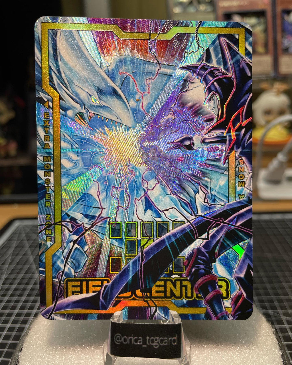 Blue-Eyes White Dragon vs Dark Magician