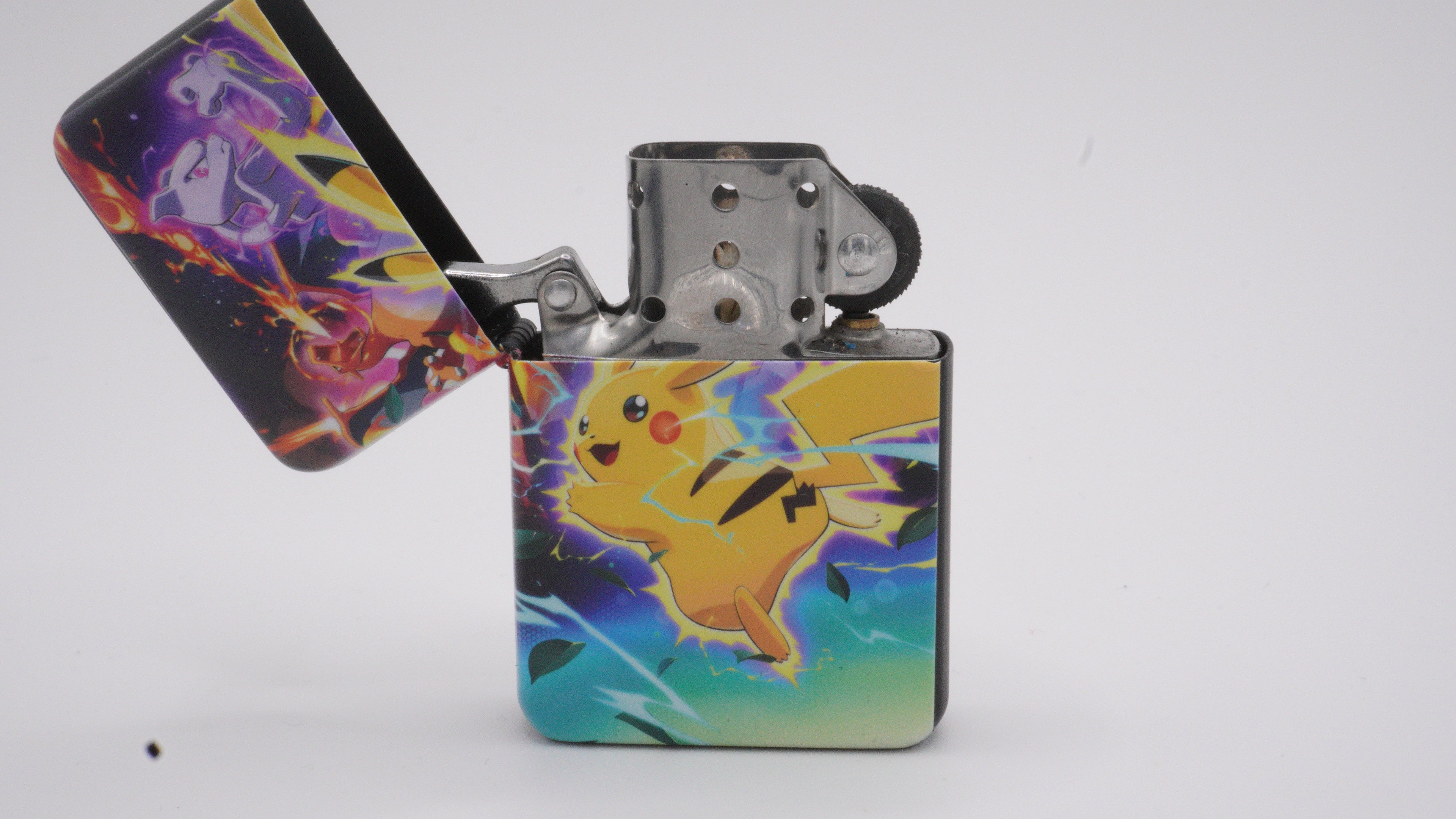 Pikachu & Mewtwo Pokemon Lighter